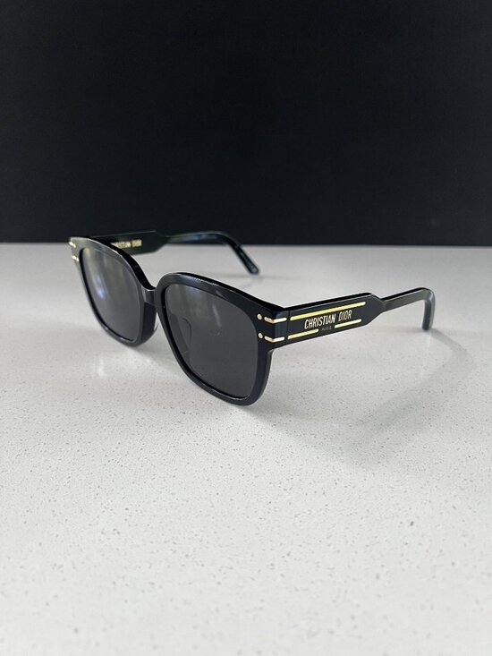 DIOR DiorSignature S7F black Sunglasses main image 4
